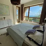 Seafront 2-bedroom With Pools And Direct Access La Lägenhet *