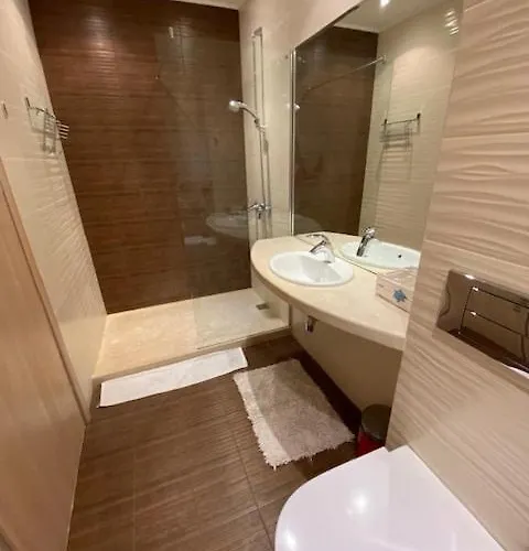 Apartment La